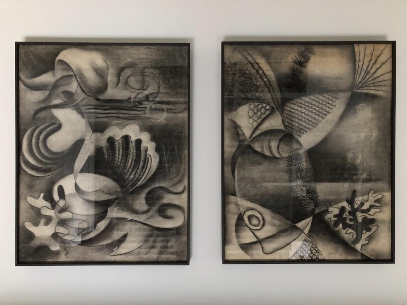 Deux dessins au fusain aux fonds marins