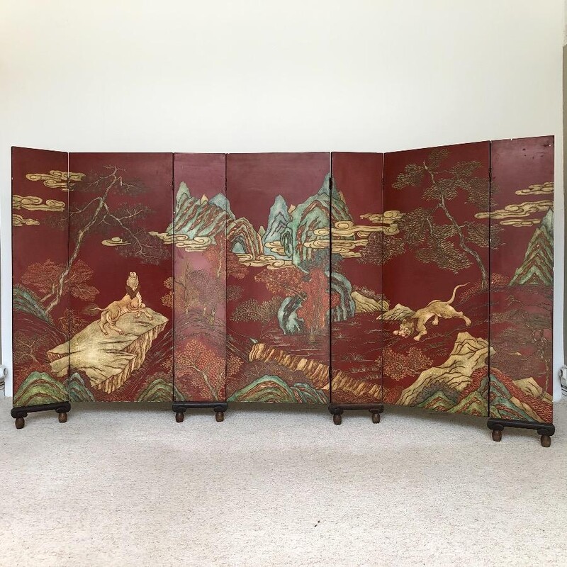 Paravent à sept vantaux en laque rouge , Art Deco vers 1930